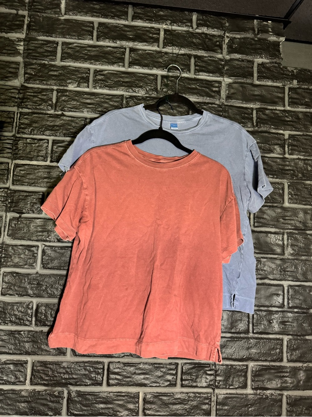 Old Navy Vintage tees Short-Sleeve Tee Duo in Red and Blue